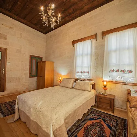 Upper Greek House 3* Mustafapasa