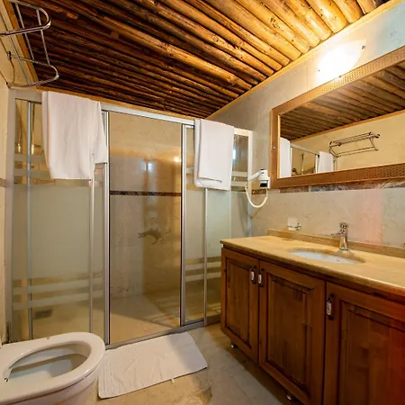 Szálloda Upper Greek House 3*