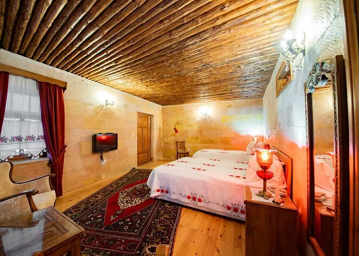 Upper Greek House 3*