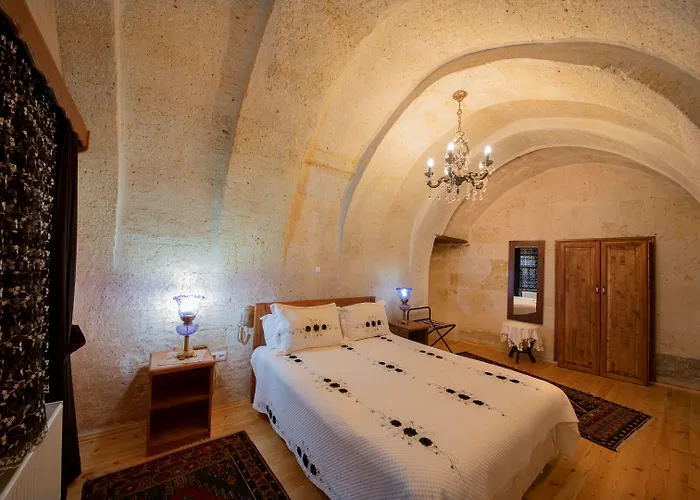 Upper Greek House Hotel 3*