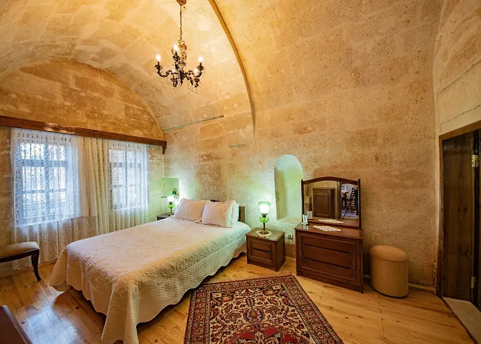 Upper Greek House Hotel