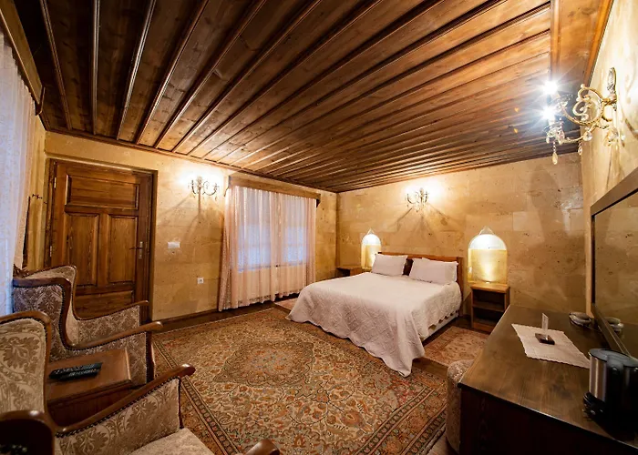 Upper Greek House 3*